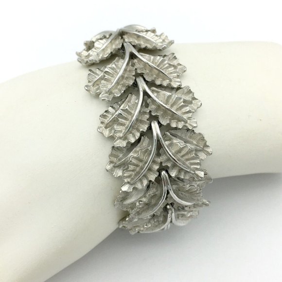 ARTICULATED LEAF panel bracelet - wide vintage silver-tone textured shiny retro - Picture 2 of 5